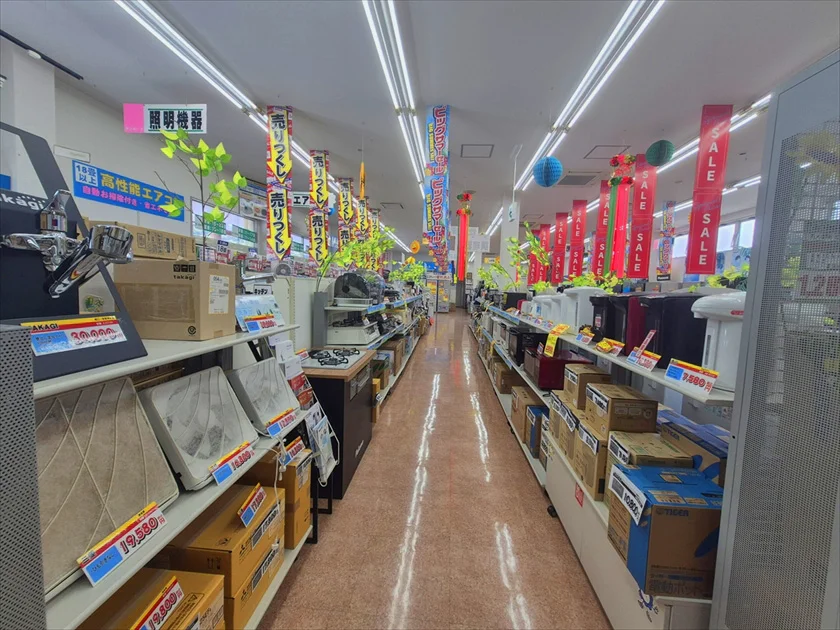 サンロード店内の様子（通路2奥）