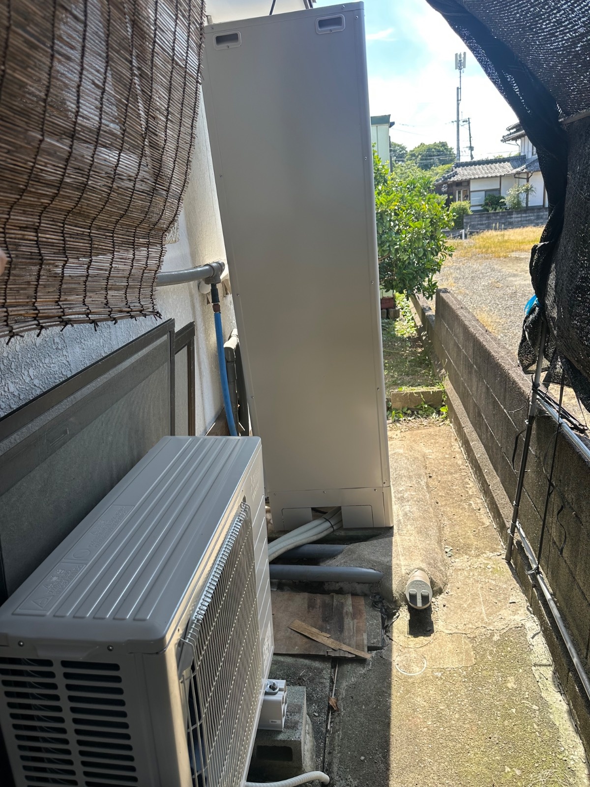 八代市日奈久山下町で設置した三菱エコキュート SRT-S467