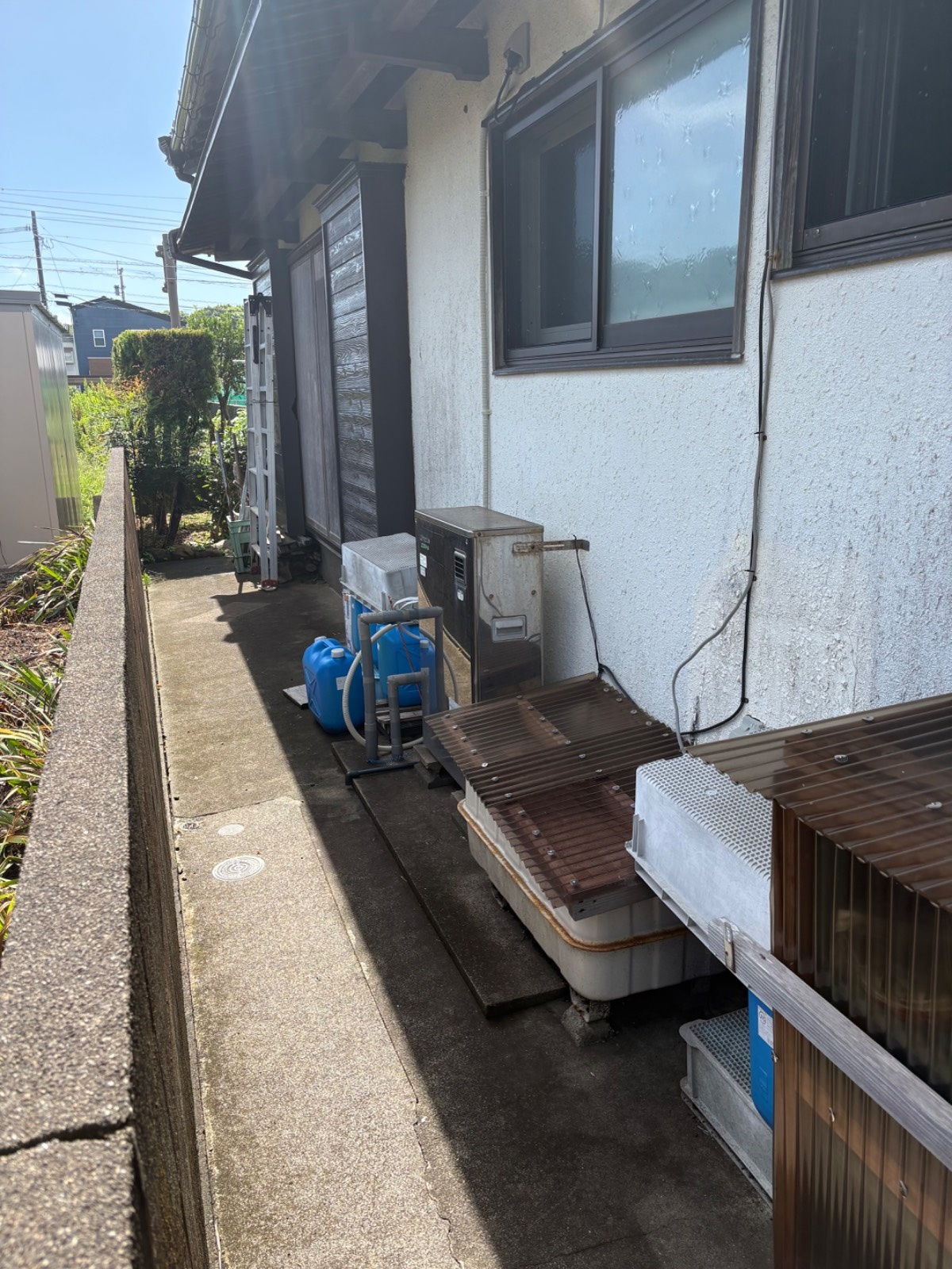 八代市麦島西町で約12年使用した長府の石油給湯器