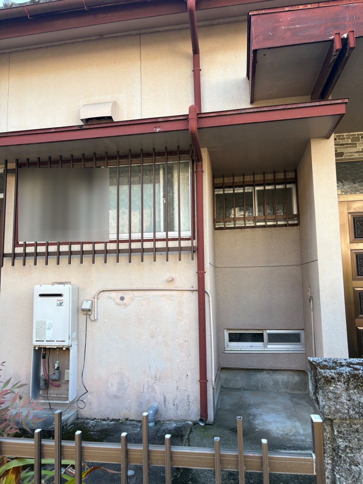 熊本市南区今町の交換前・リンナイ RUX-V2016W・使用年数約16年・中古住宅を購入して設備がガス給湯だったので光熱費を考えてエコキュートにした